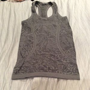 Lululemon run swiftly 4